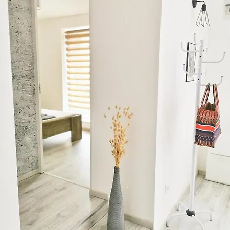 Apartment Kalvaria Vendeghaz, Kozvetlenul A Varfal Mellett. Pecs